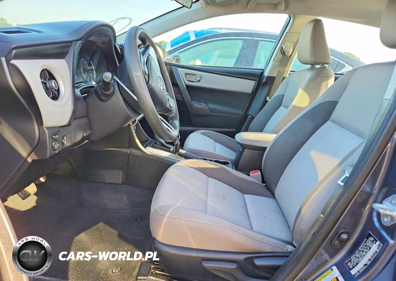 2018 Toyota Corolla Le VIN:5YFBURHE9JP826693 - 7