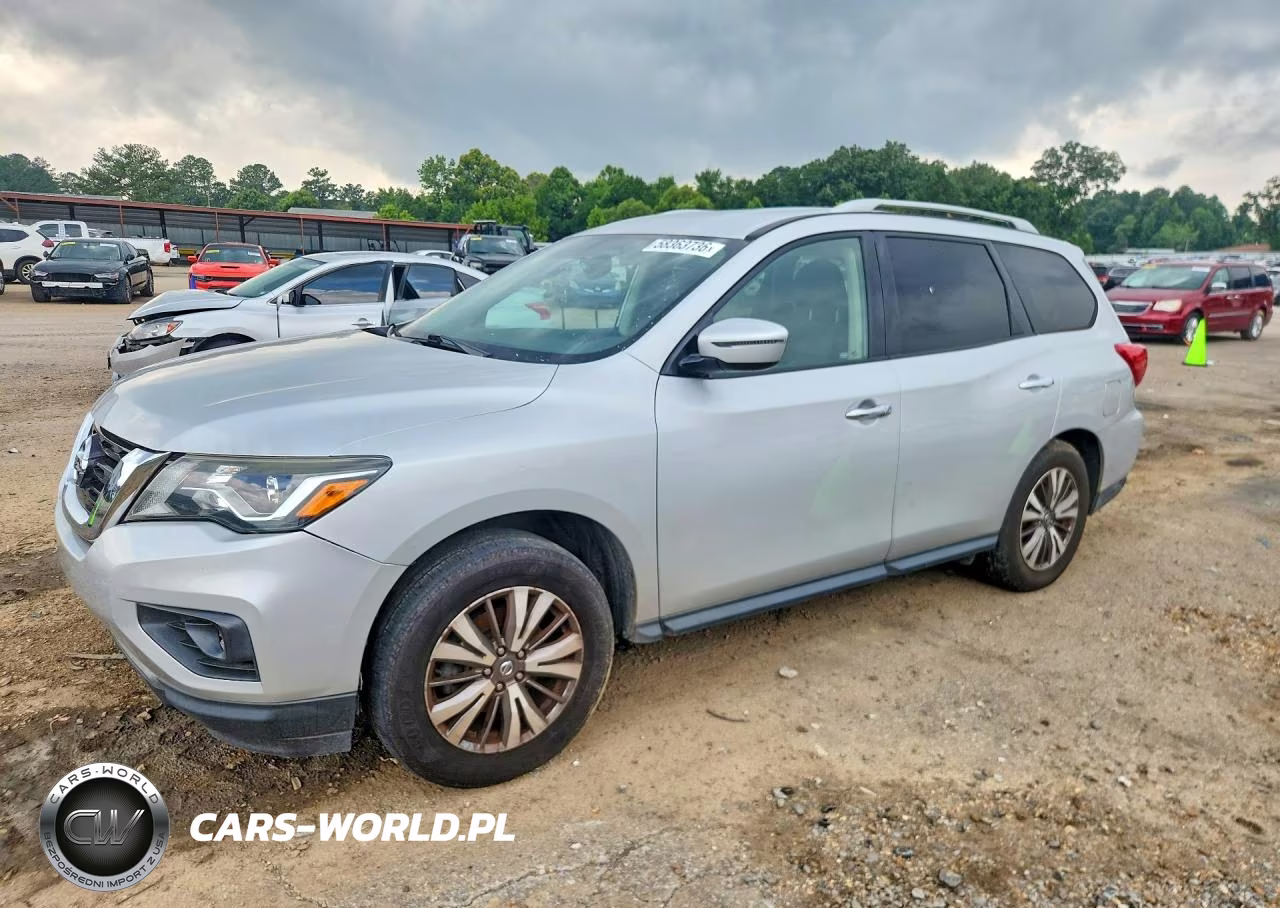 2020 Nissan Pathfinder Sv