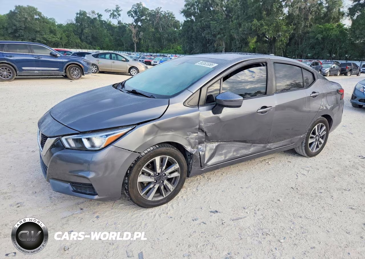 2020 Nissan Versa Sv