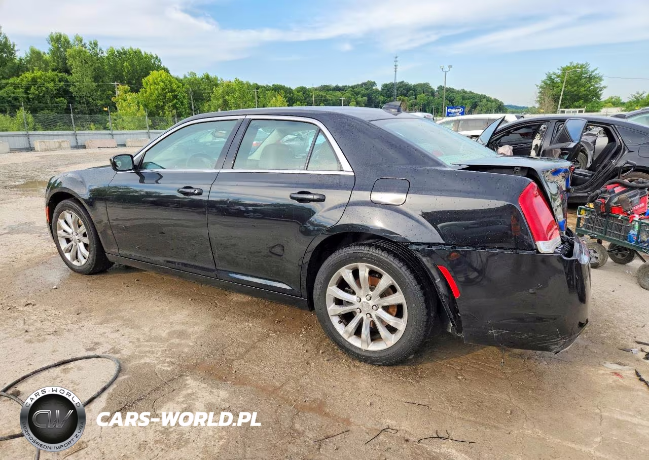 2016 Chrysler 300 Limited VIN:2C3CCARG1GH164412 - 2
