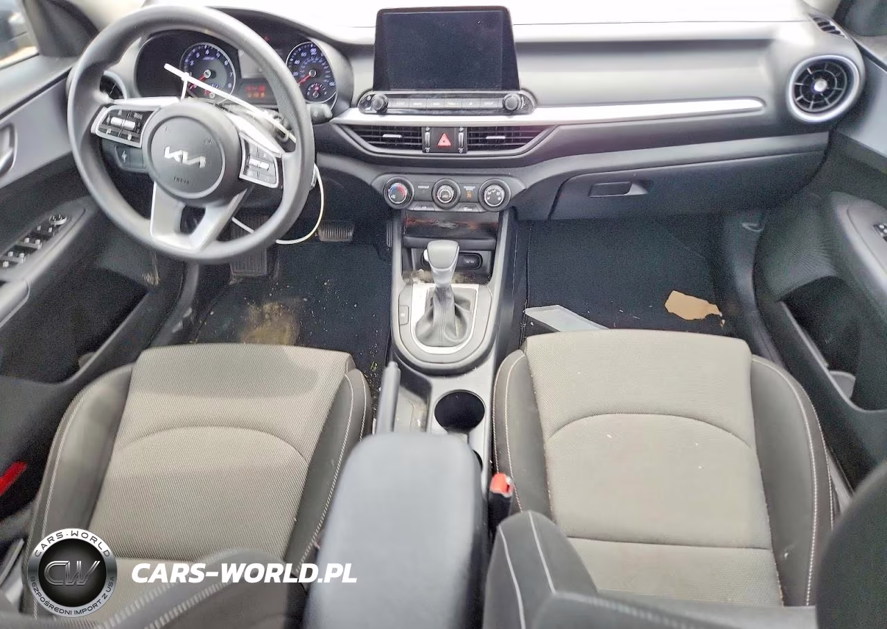 2023 Kia Forte Lxs VIN:3KPF24AD8PE552604 - 8