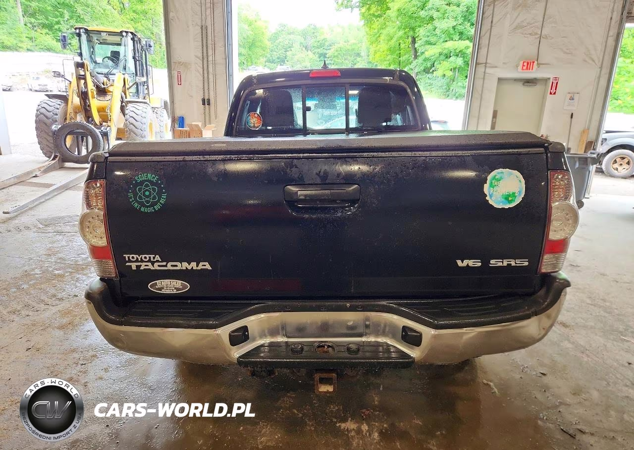 2015 Toyota Tacoma V6 VIN:5TFUU4EN0FX116171 - 6