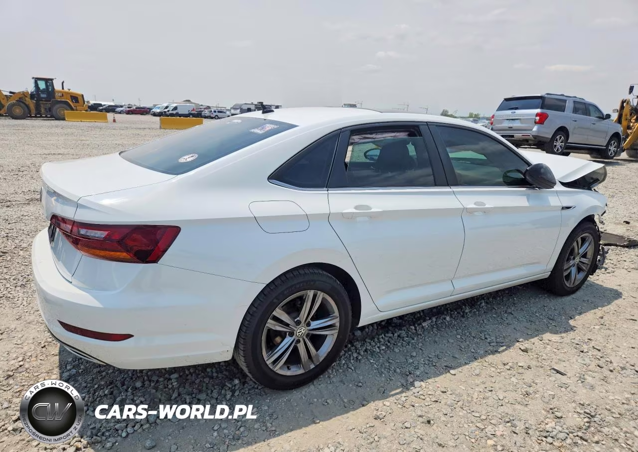 2019 Volkswagen Jetta S VIN:3VWC57BU3KM097117 - 3