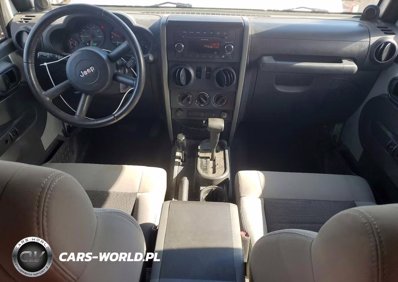 2009 Jeep Wrangler X VIN:1J4FA24149L764039 - 8