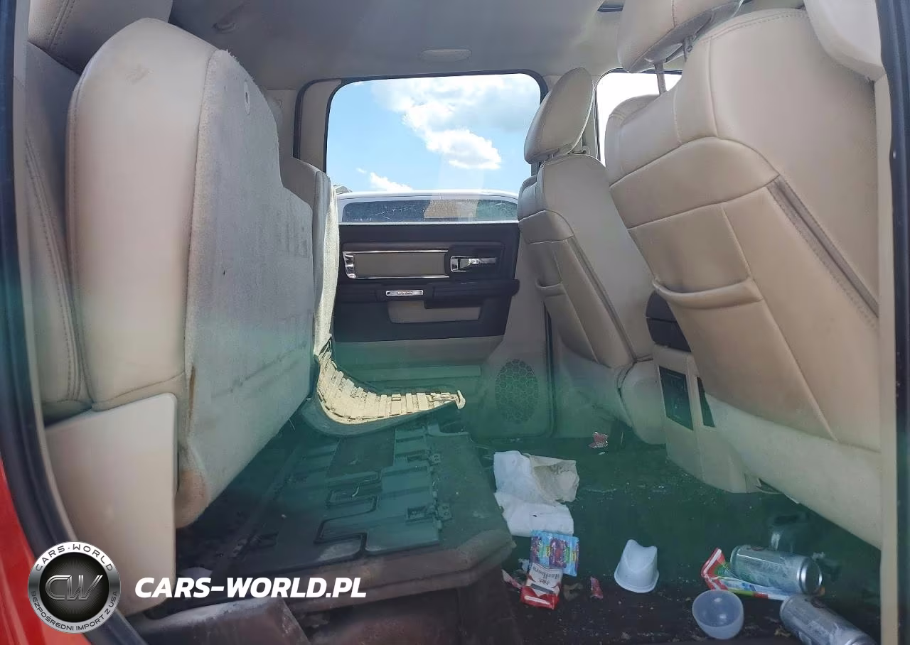 2015 Ram 1500 Laramie VIN:1C6RR7VM8FS534496 - 10