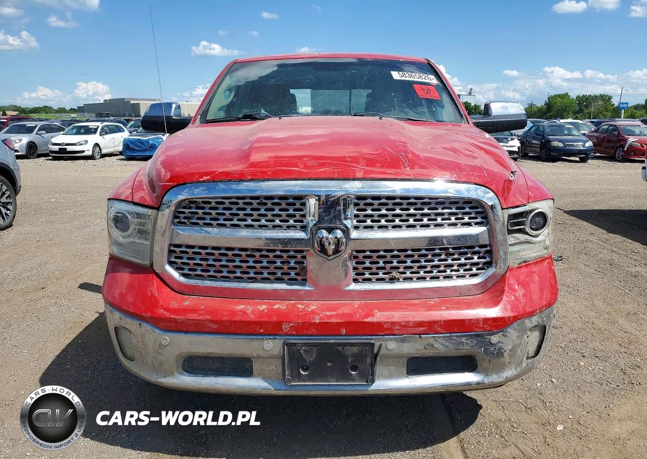 2015 Ram 1500 Laramie VIN:1C6RR7VM8FS534496 - 5