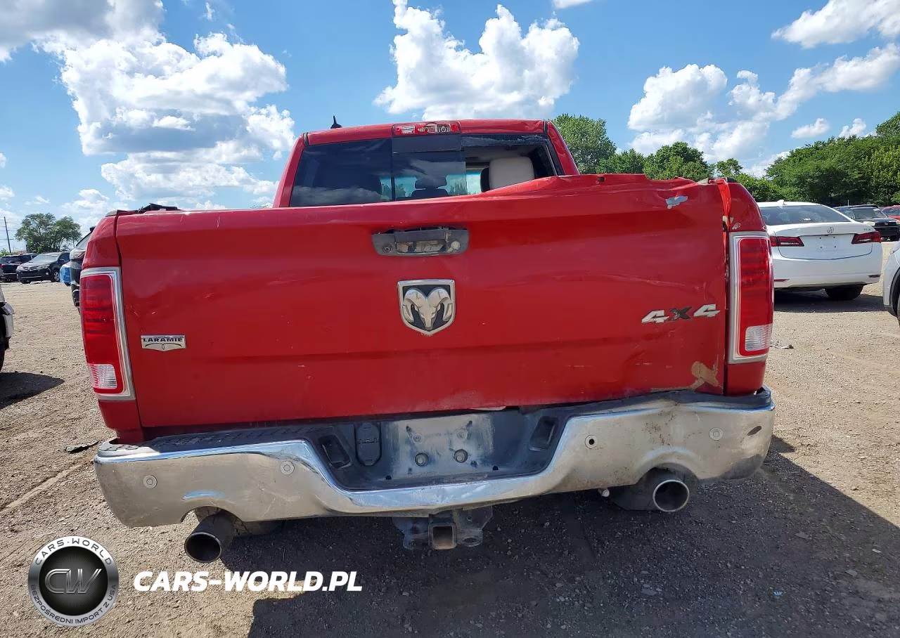 2015 Ram 1500 Laramie VIN:1C6RR7VM8FS534496 - 6