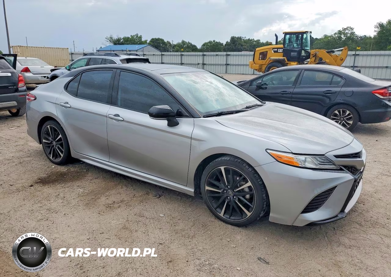 2020 Toyota Camry Xse VIN:4T1K61AK2LU303061 - 4