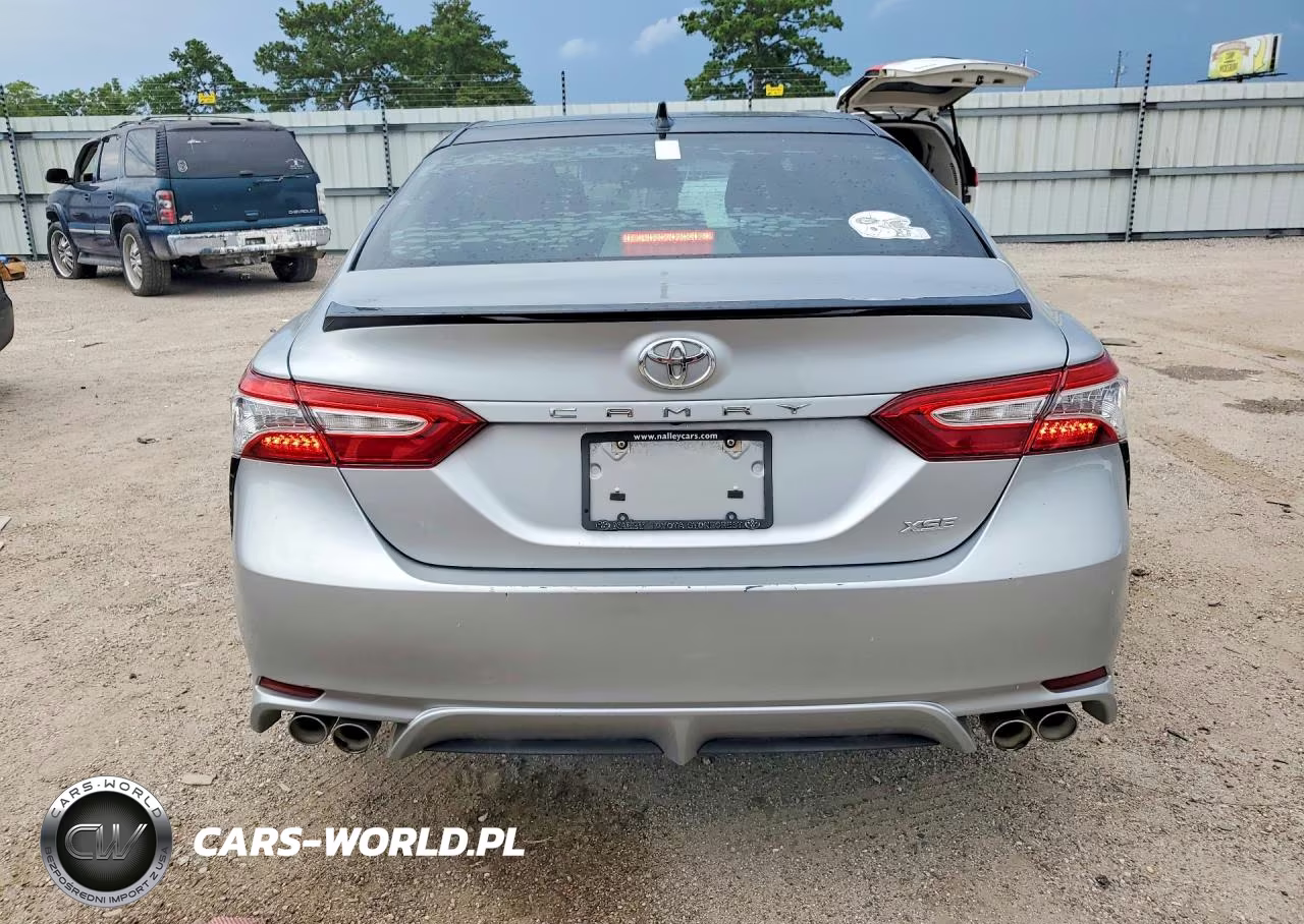 2020 Toyota Camry Xse VIN:4T1K61AK2LU303061 - 6