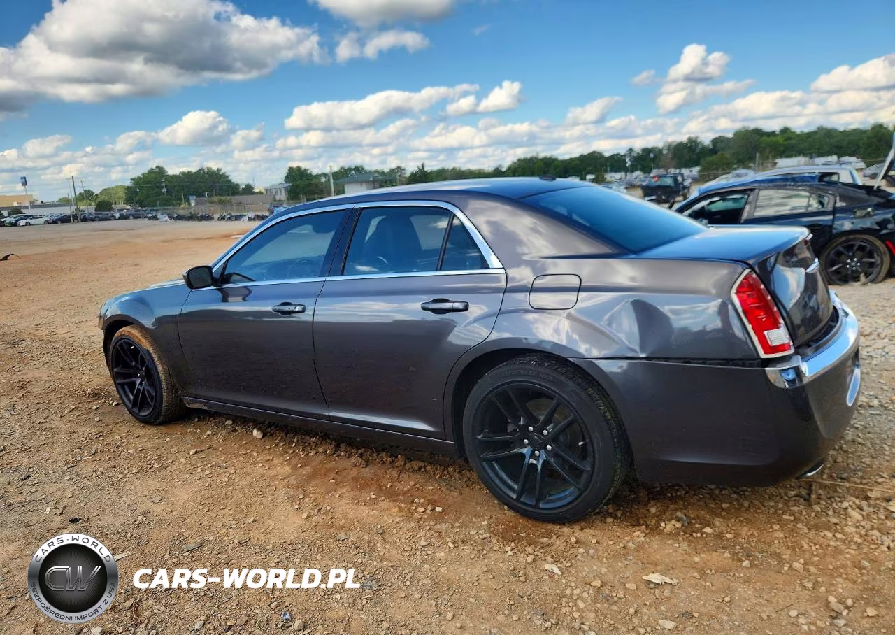 2013 Chrysler 300 VIN:2C3CCAAG7DH557824 - 2