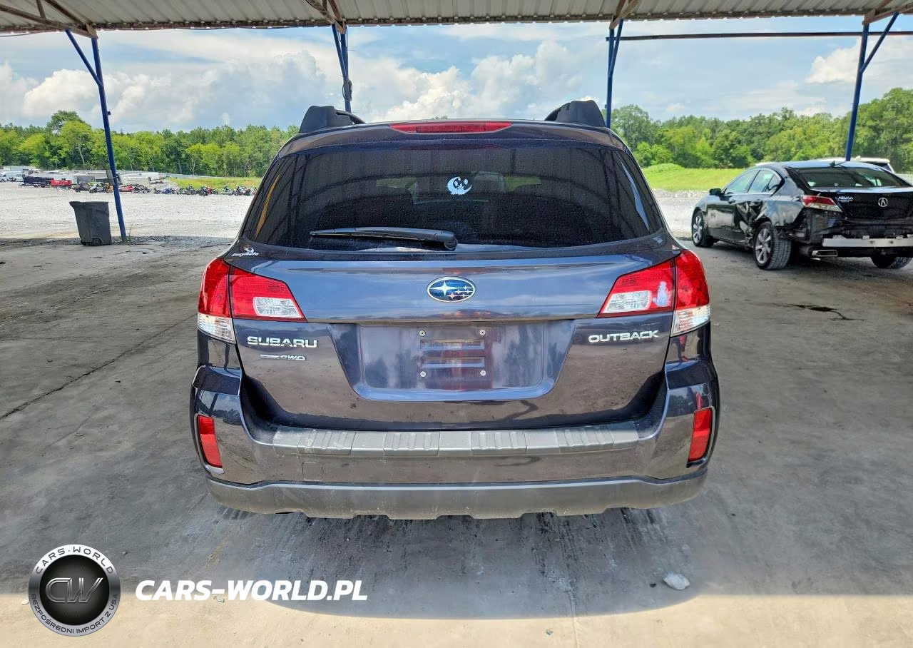 2013 Subaru Outback 2.5I Premium VIN:4S4BRCCC2D3292322 - 6