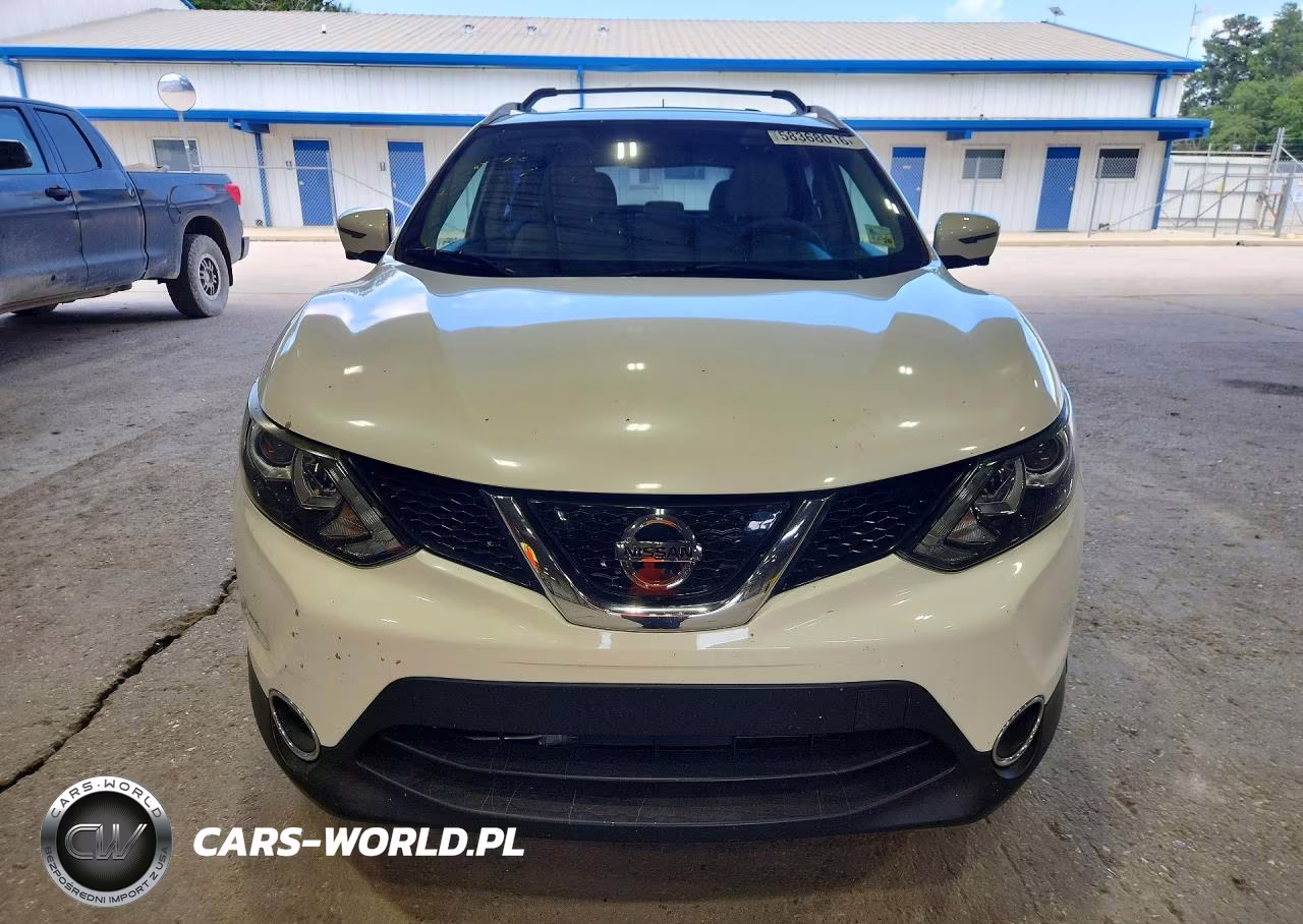 2018 Nissan Rogue Sport S VIN:JN1BJ1CP6JW193518 - 5