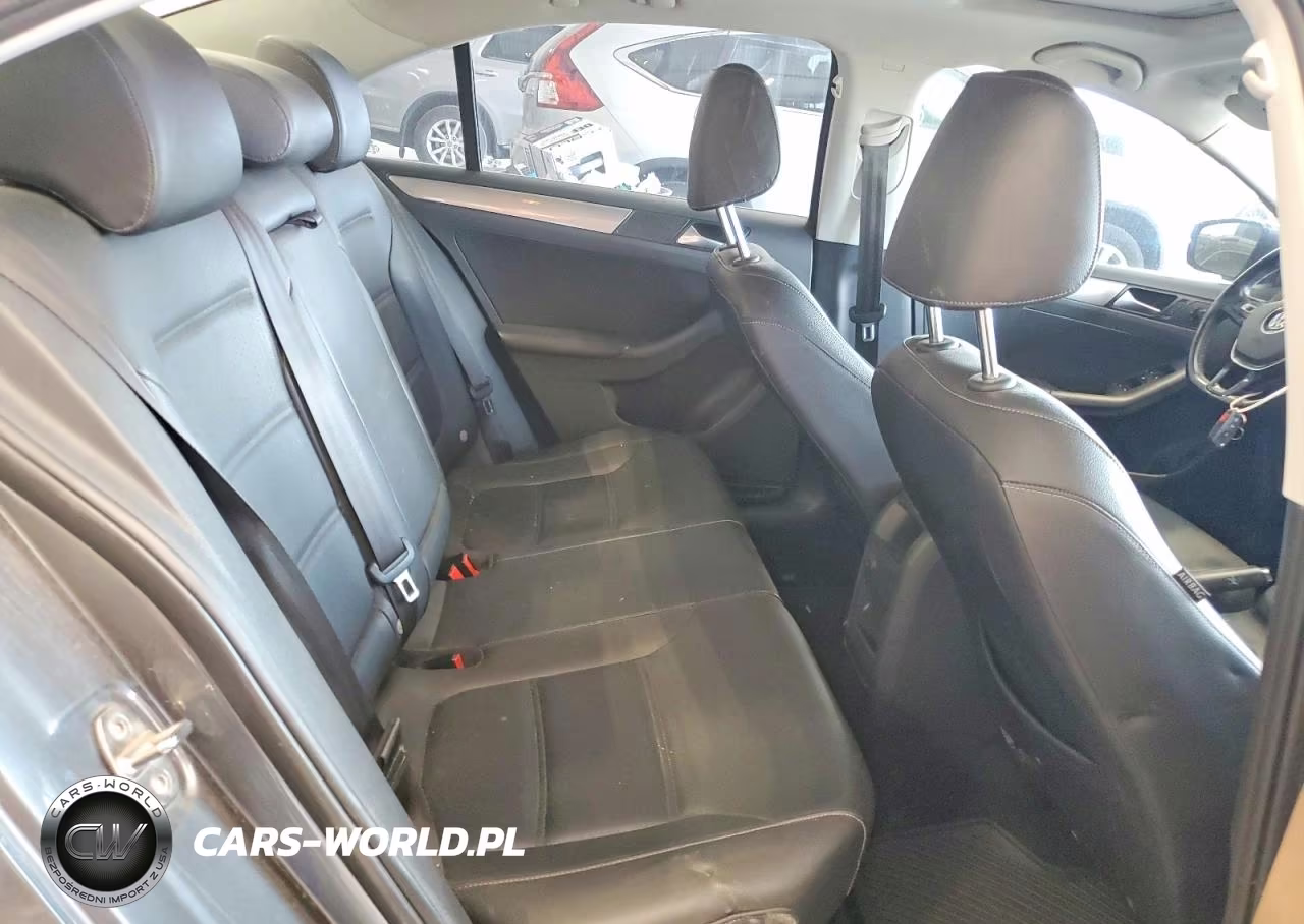 2018 Volkswagen Jetta Se VIN:3VWDB7AJ3JM258438 - 10