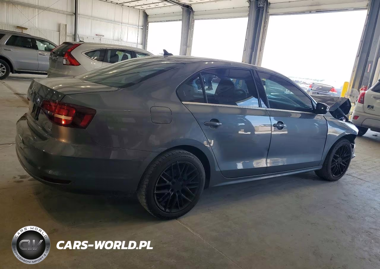 2018 Volkswagen Jetta Se VIN:3VWDB7AJ3JM258438 - 3
