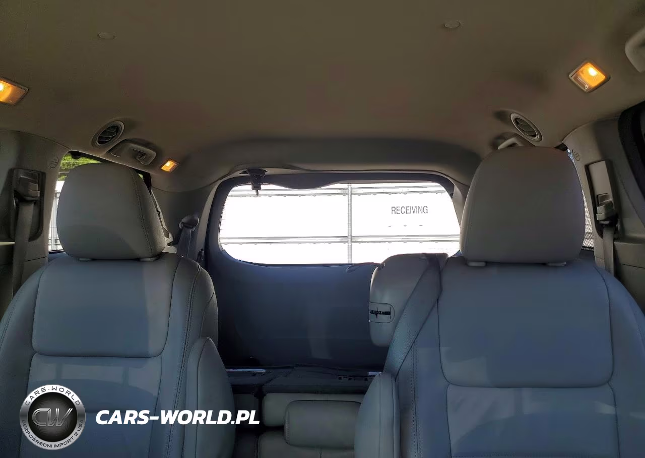 2015 Toyota Sienna Xle 8-Passenger VIN:5TDYK3DC7FS632809 - 10