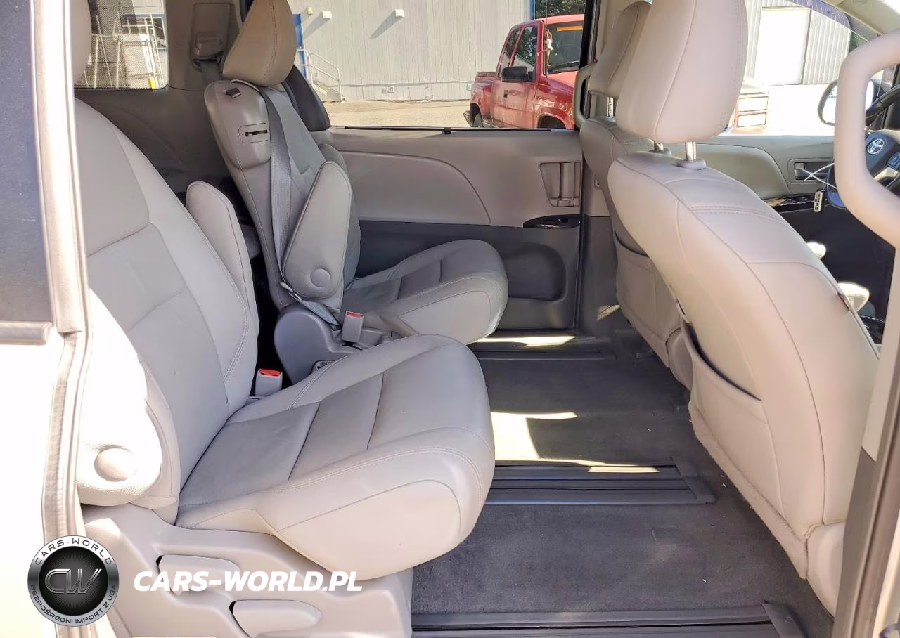 2015 Toyota Sienna Xle 8-Passenger VIN:5TDYK3DC7FS632809 - 11