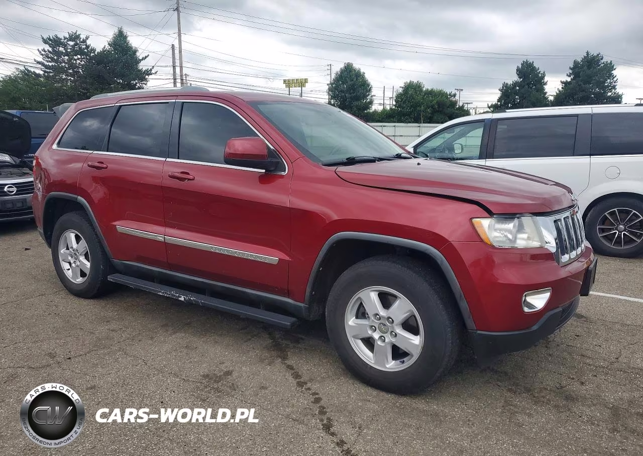 2012 Jeep Grand Cherokee Laredo VIN:1C4RJFAG6CC170241 - 4