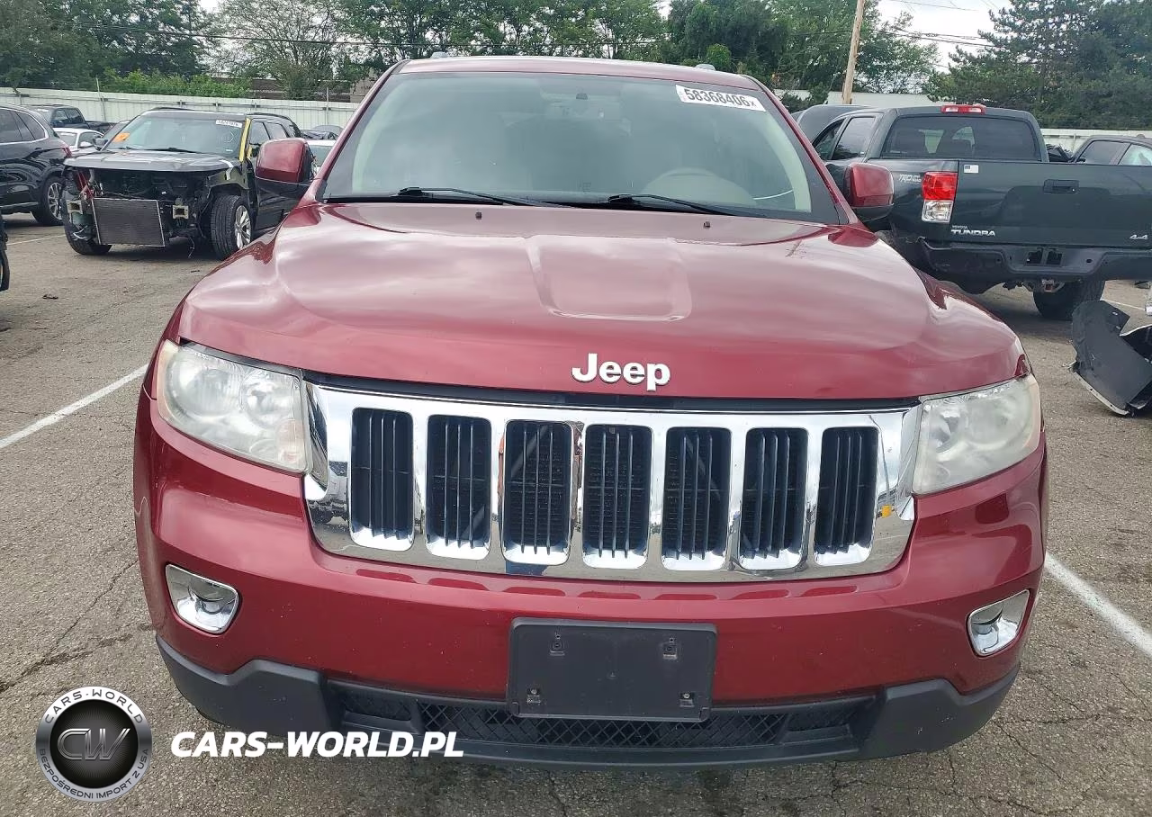 2012 Jeep Grand Cherokee Laredo VIN:1C4RJFAG6CC170241 - 5