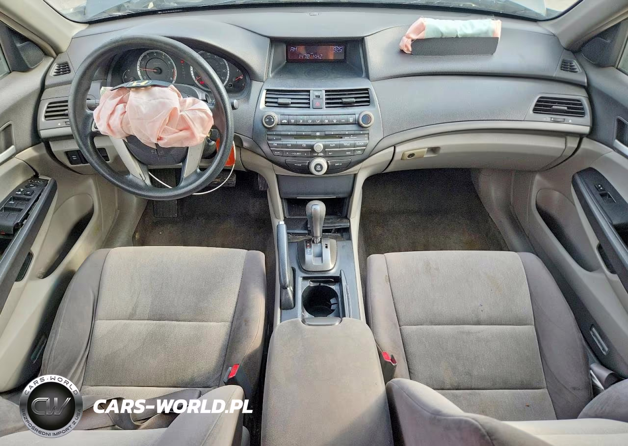 2008 Honda Accord Lx VIN:JHMCP26368C063523 - 8