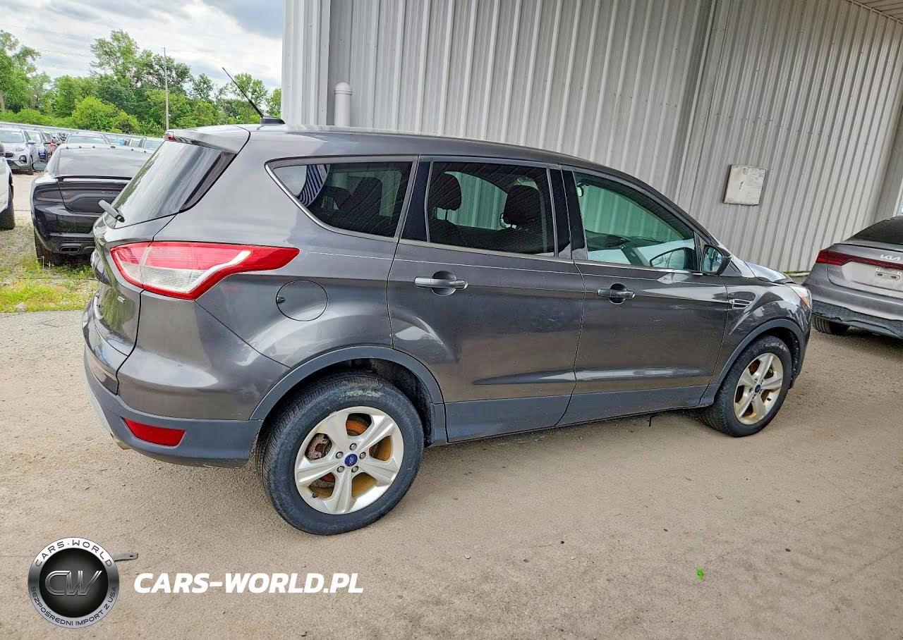 2015 Ford Escape Se VIN:1FMCU0G7XFUB27517 - 3