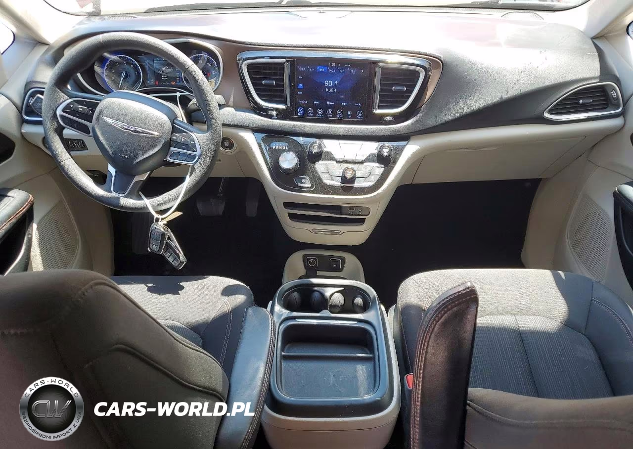 2017 Chrysler Pacifica Touring L VIN:2C4RC1BG8HR780037 - 8