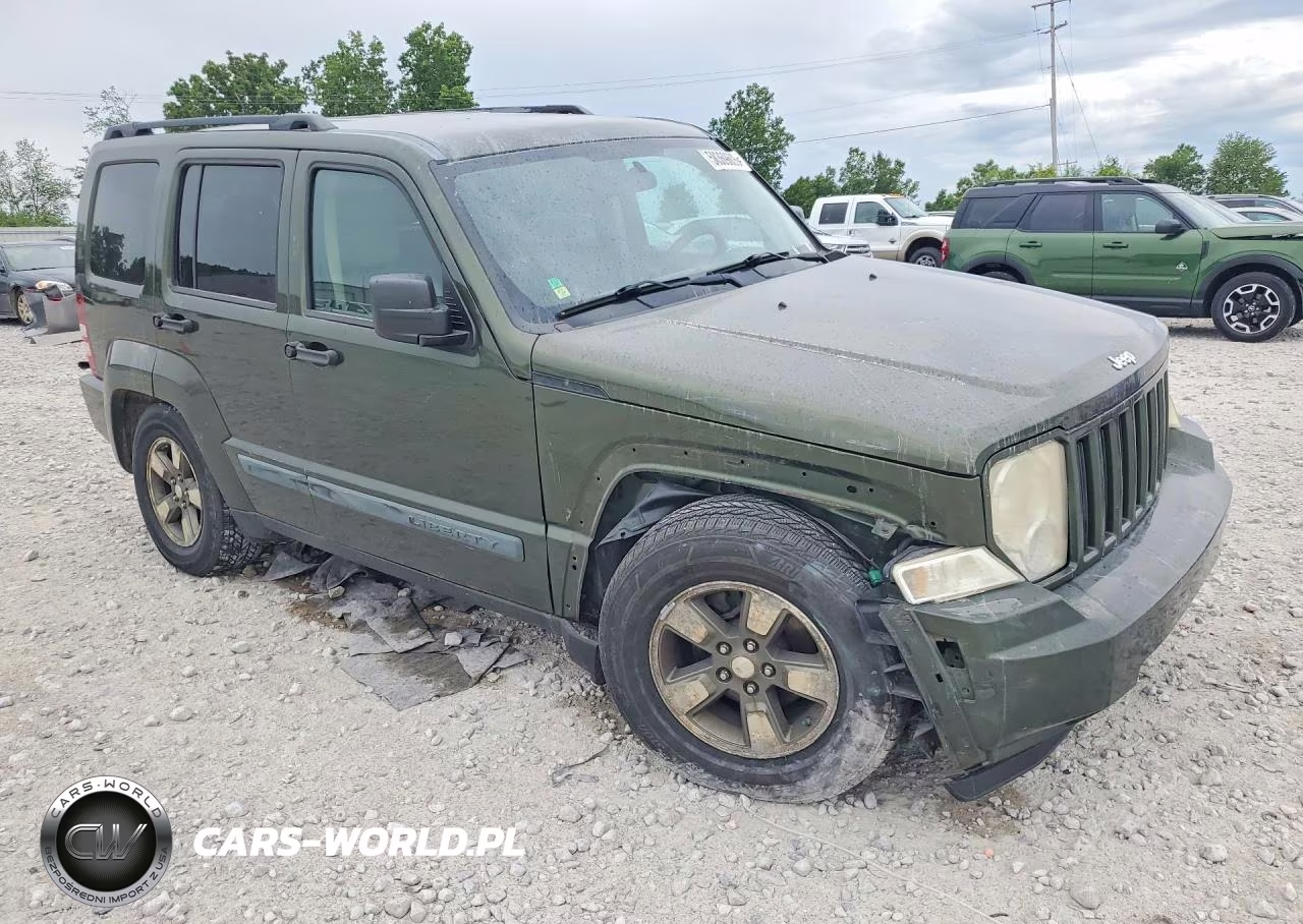 2008 Jeep Liberty Sport VIN:1J8GN28K78W193704 - 4
