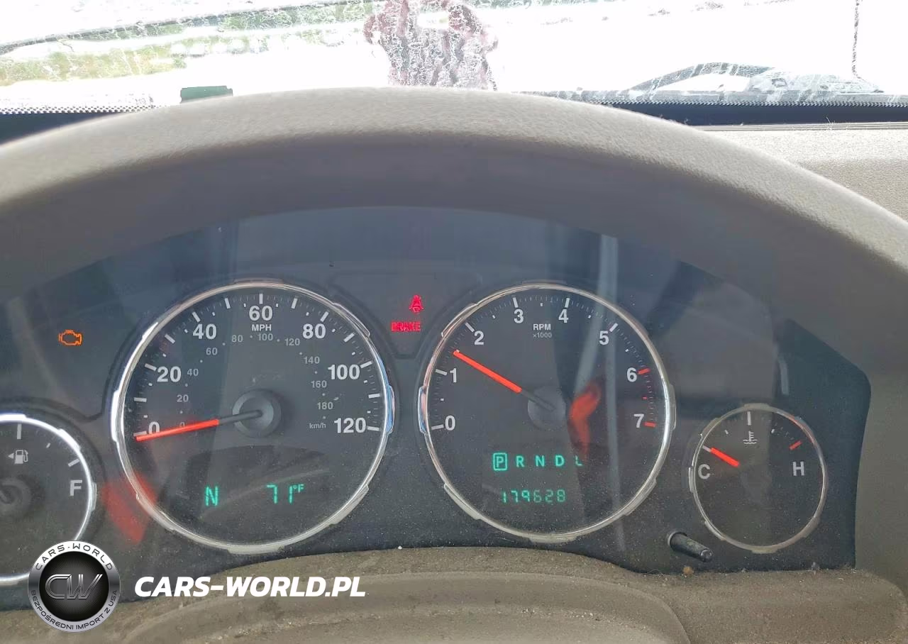 2008 Jeep Liberty Sport VIN:1J8GN28K78W193704 - 9