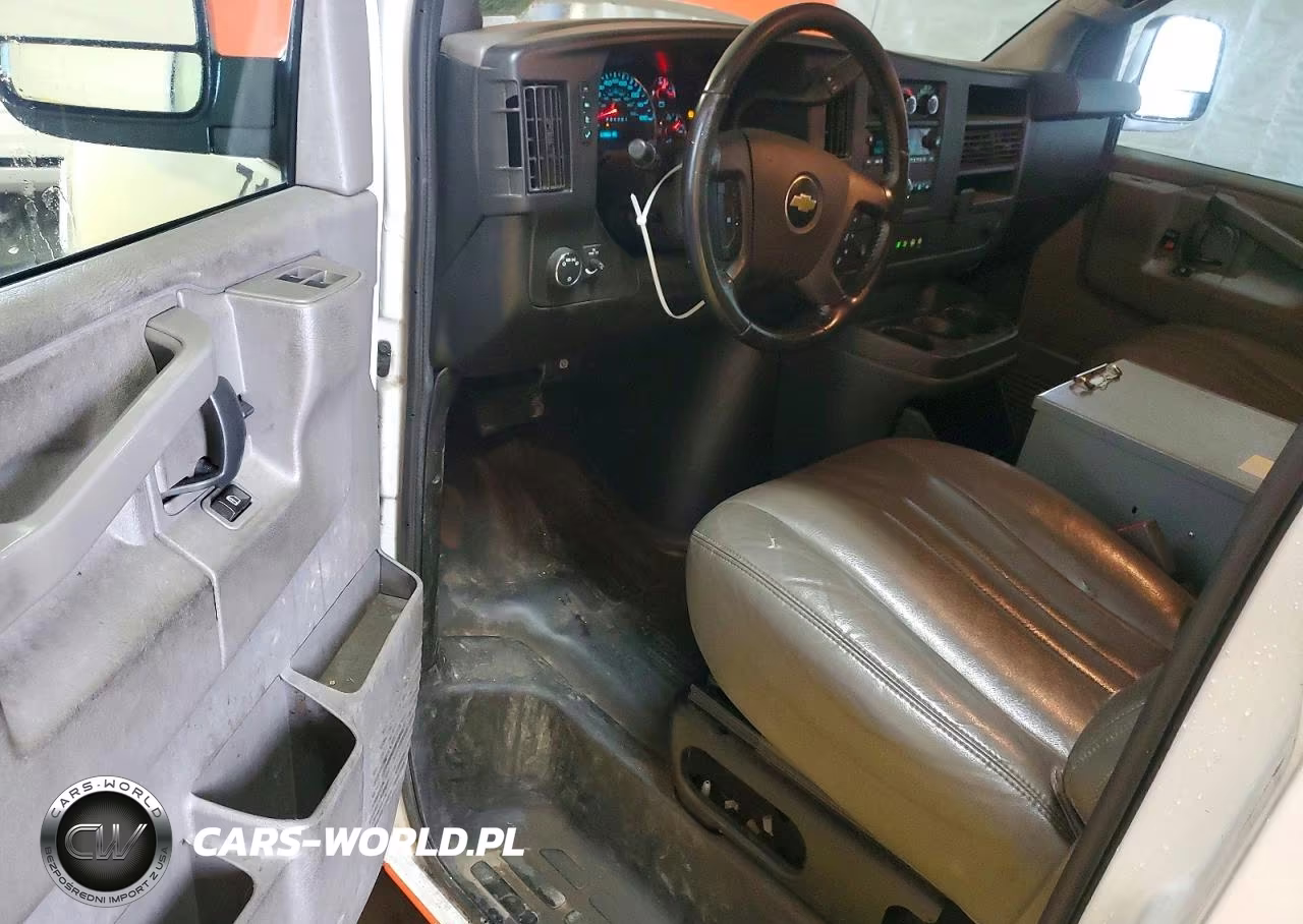 2020 Chevrolet Express G3500 VIN:1GCZGHFGXL1152856 - 8