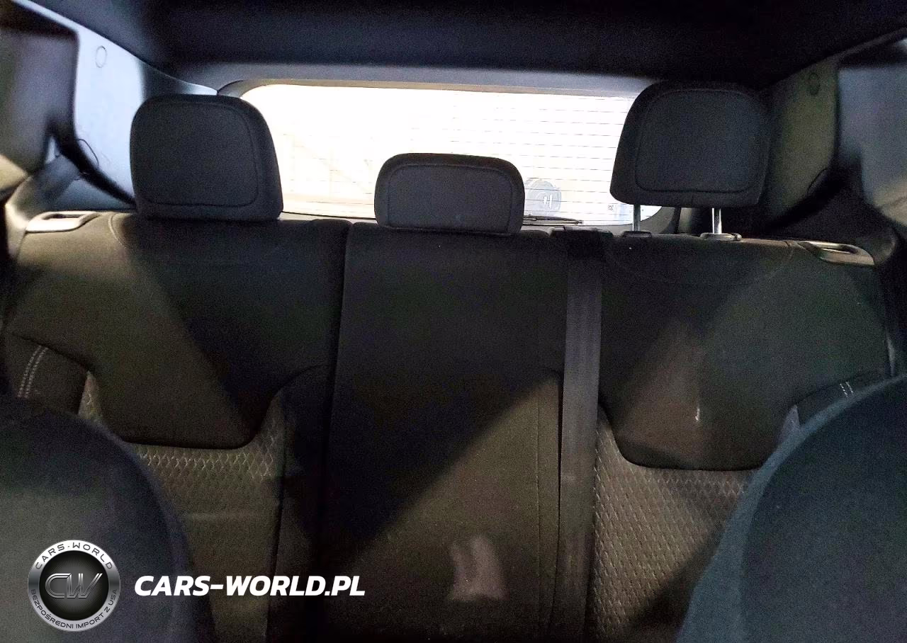 2021 Jeep Renegade Latitude VIN:ZACNJDBB5MPM72068 - 10