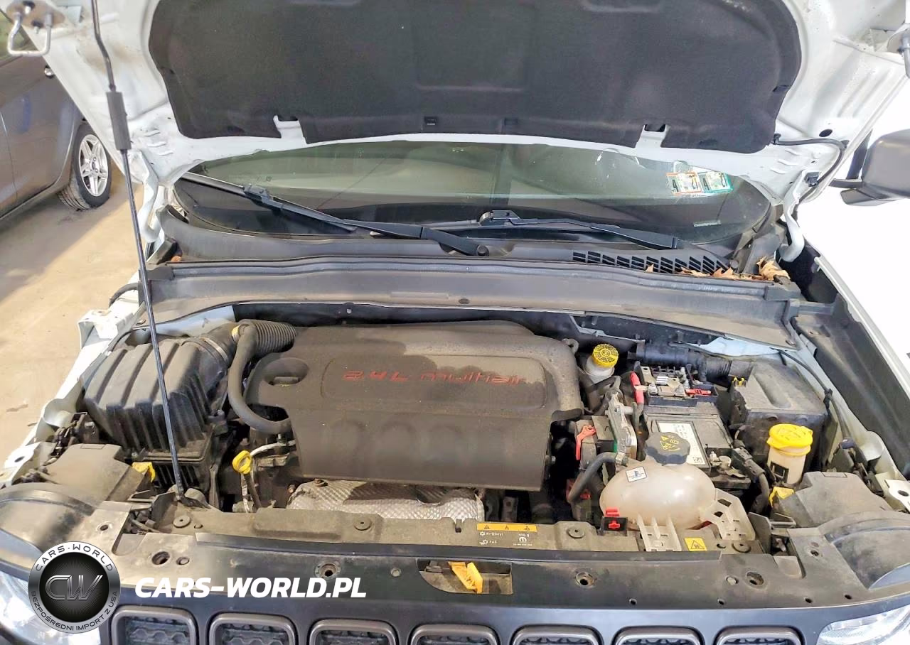 2021 Jeep Renegade Latitude VIN:ZACNJDBB5MPM72068 - 12
