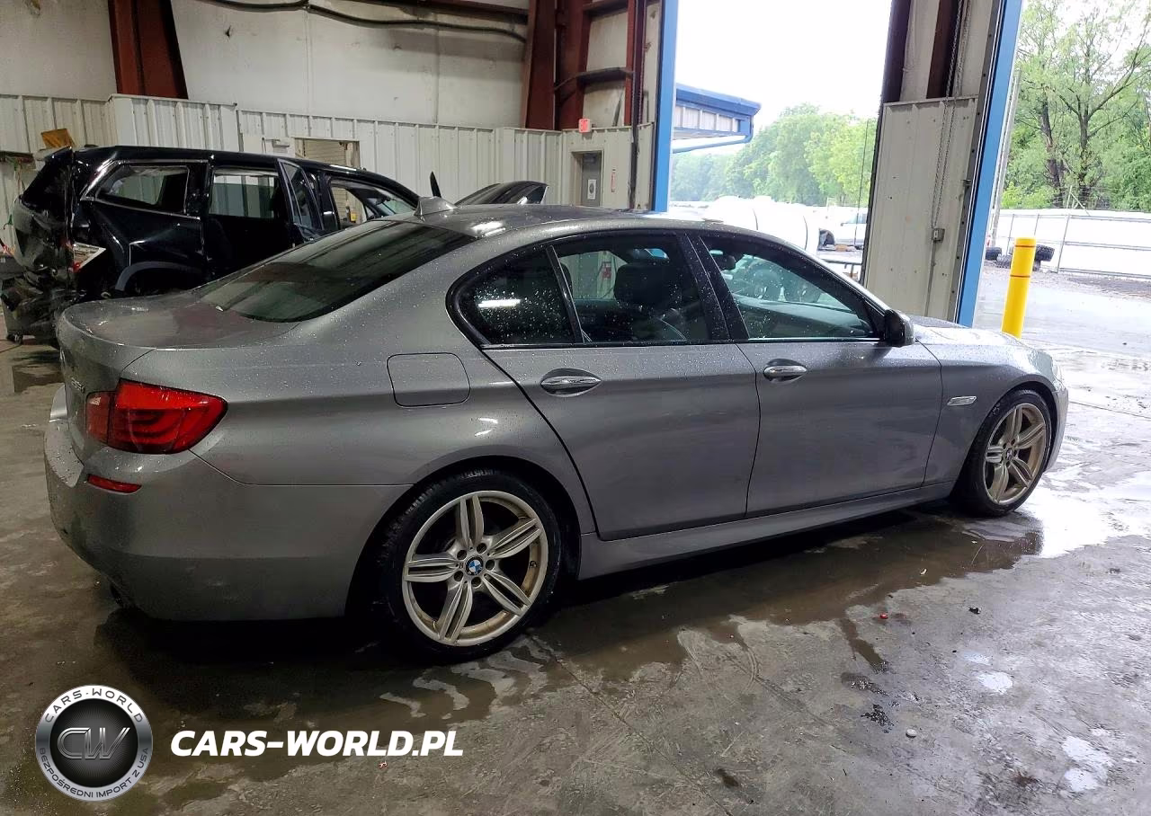 2013 BMW 535 Xi VIN:WBAFU7C5XDDU72670 - 3