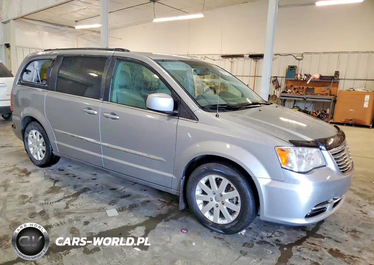 2013 Chrysler Town & Country Touring VIN:2C4RC1BGXDR721470 - 4