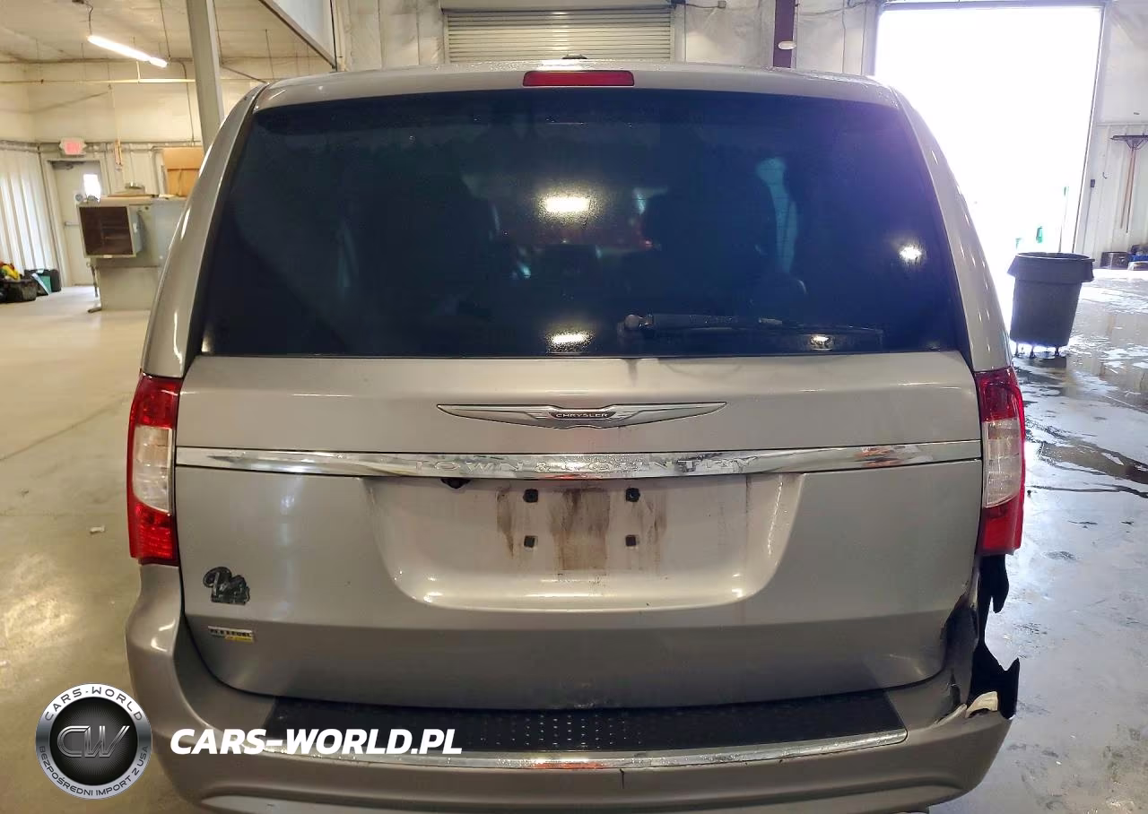2013 Chrysler Town & Country Touring VIN:2C4RC1BGXDR721470 - 6