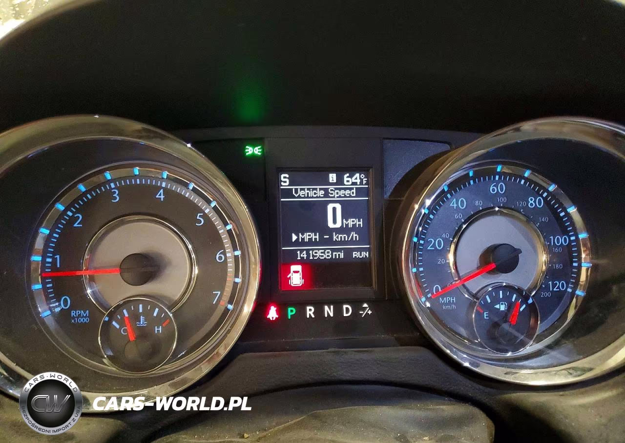2013 Chrysler Town & Country Touring VIN:2C4RC1BGXDR721470 - 9