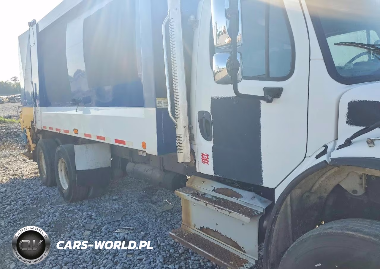 2016 Freightliner M2 106 Medium Duty VIN:1FVHCYCY1GHHL5096 - 9