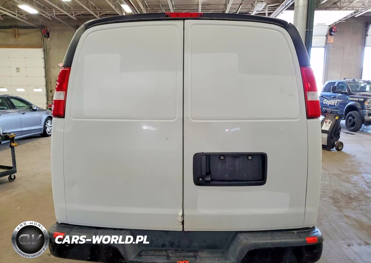 2019 Chevrolet Express 2500 Cargo Delivery Van VIN:1GCWGAF1XK1208086 - 6