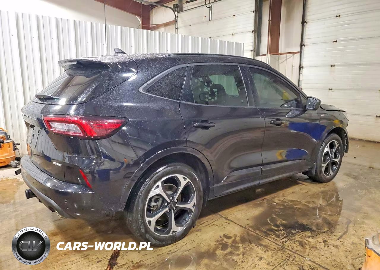 2023 Ford Escape St Line Select VIN:1FMCU9NA3PUA68976 - 3