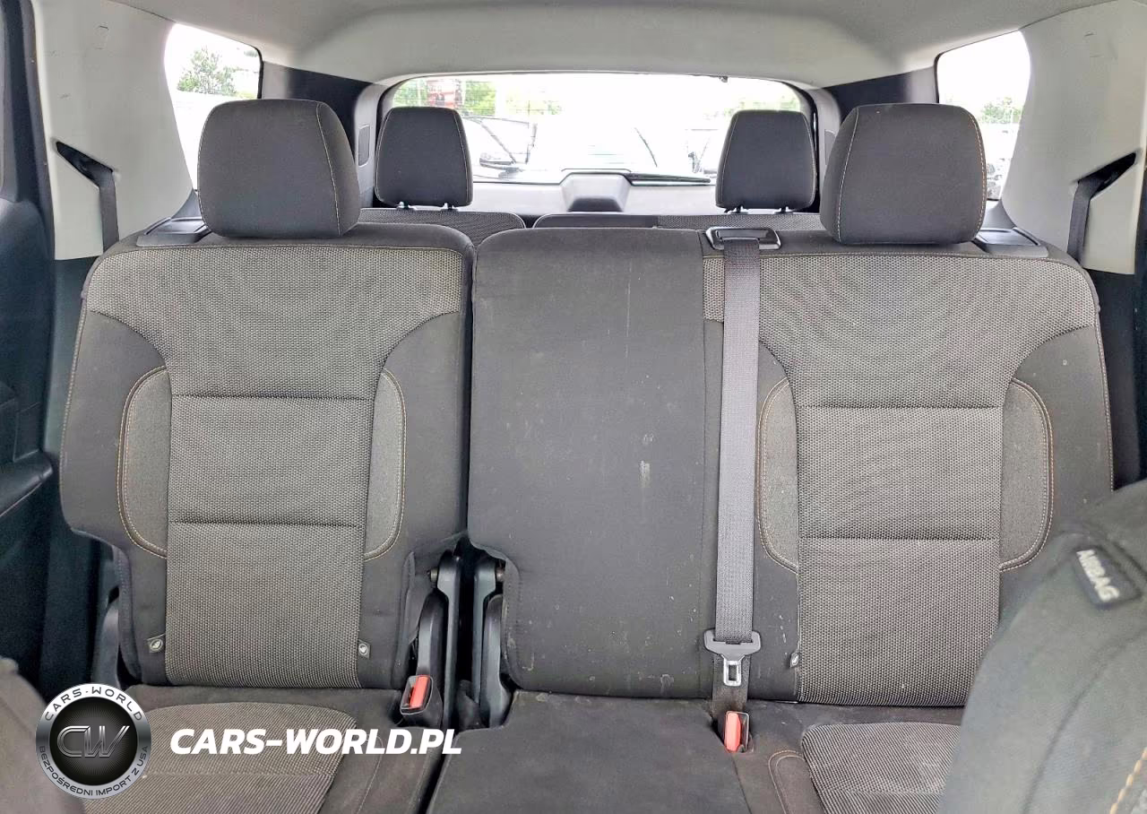 2019 Chevrolet Traverse Ls VIN:1GNERLKW9KJ239002 - 10