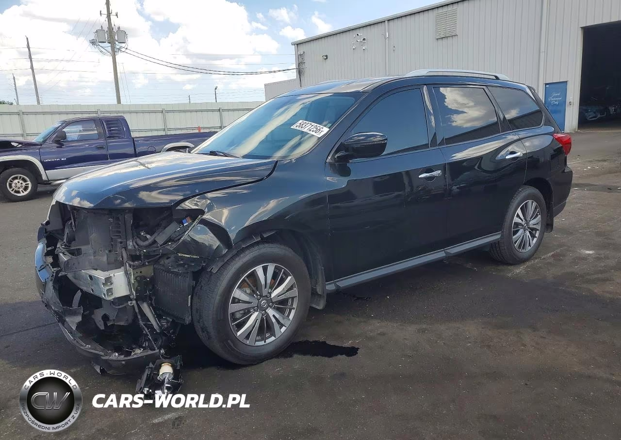 2020 Nissan Pathfinder S – zdjęcie 1 z 13