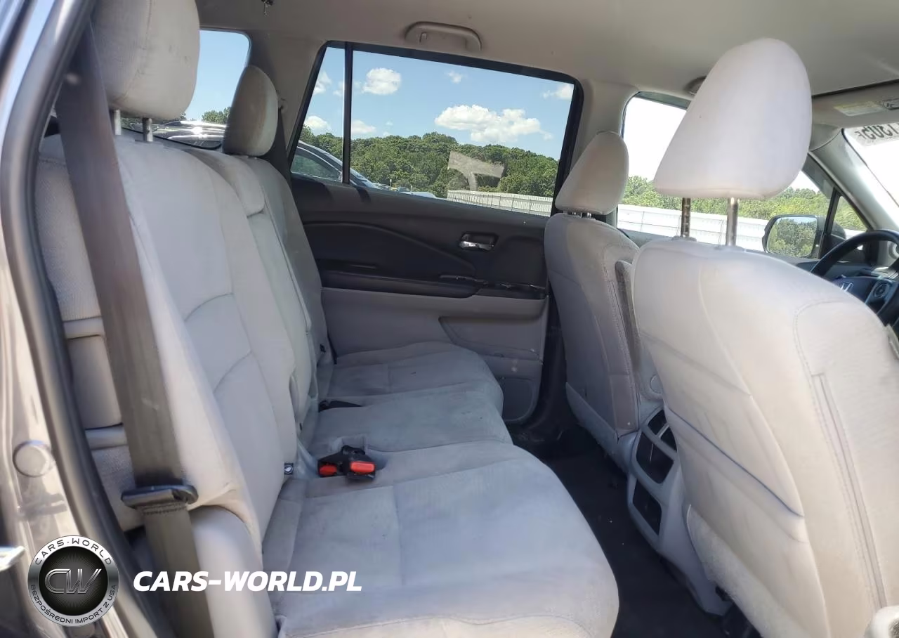 2016 Honda Pilot Lx VIN:5FNYF6H15GB112578 - 11
