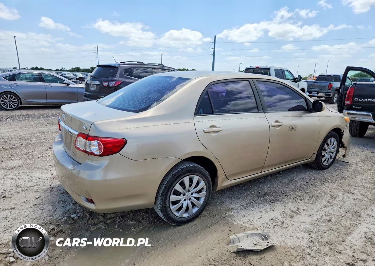 2012 Toyota Corolla Le VIN:2T1BU4EE7CC833474 - 3