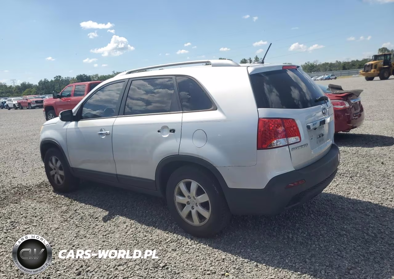 2013 Kia Sorento Lx VIN:5XYKT4A68DG414735 - 2