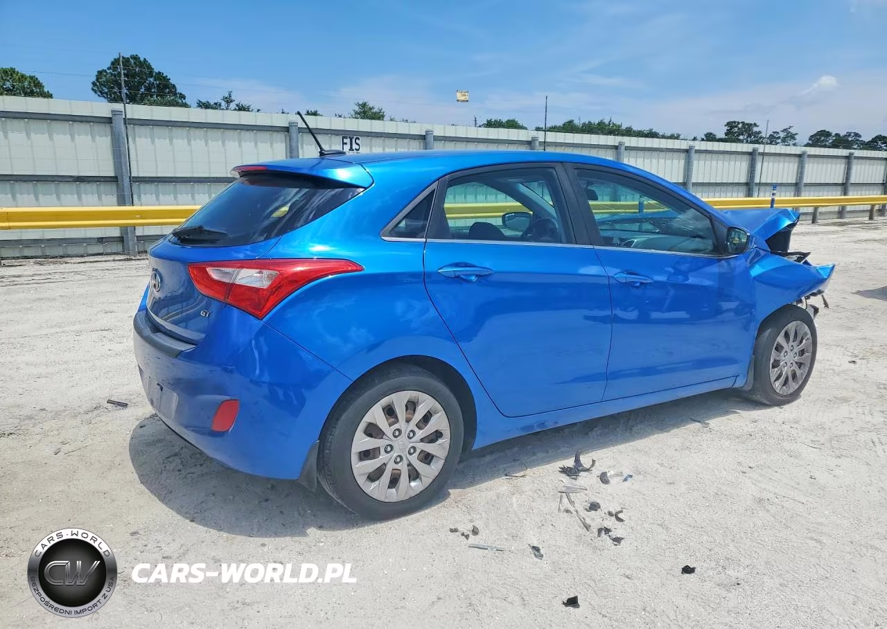 2017 Hyundai Elantra Gt Base VIN:KMHD35LH7HU360017 - 3