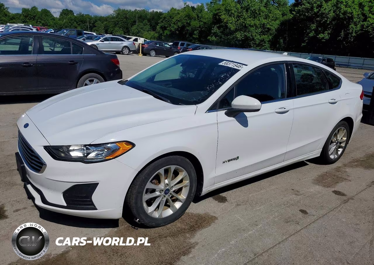 2019 Ford Fusion Se – zdjęcie 1 z 12