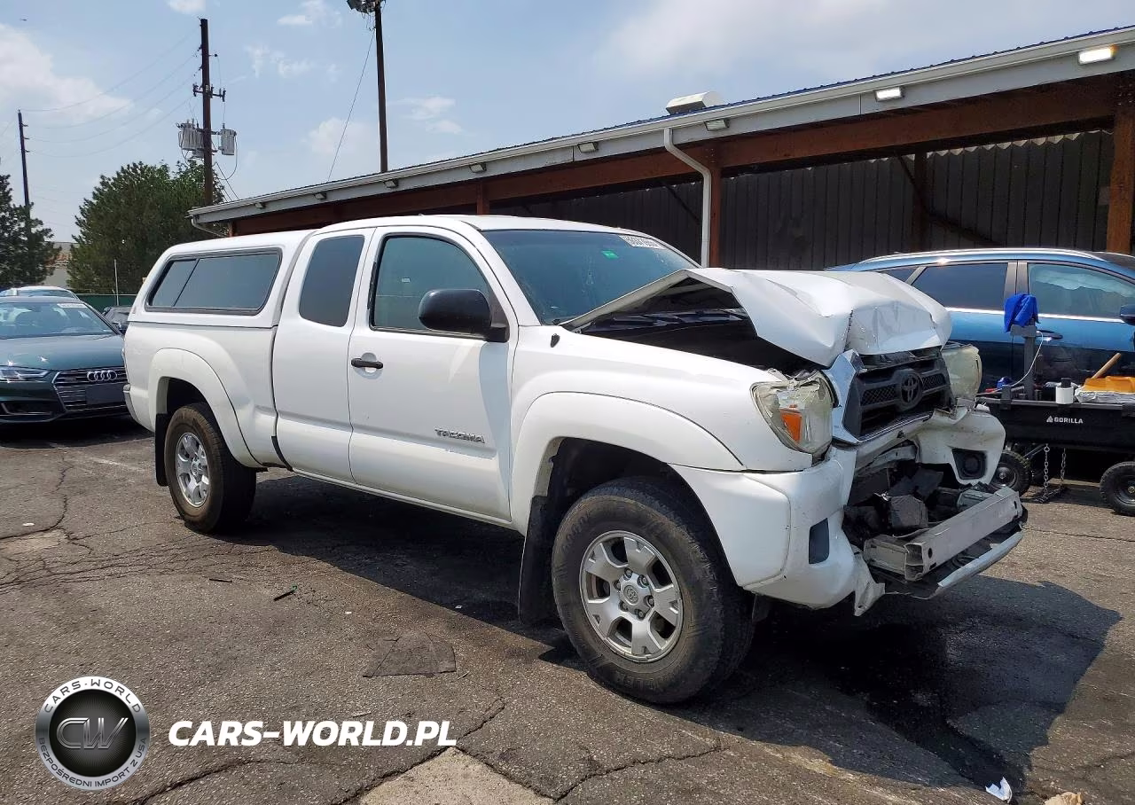 2014 Toyota Tacoma Access Cab VIN:5TFUX4EN0EX026718 - 4