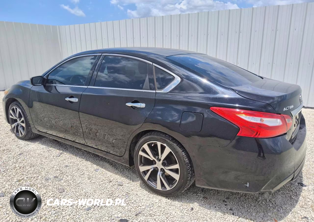 2017 Nissan Altima 2.5 S VIN:1N4AL3AP8HN331888 - 2