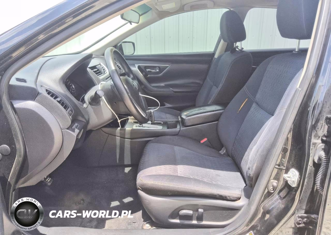 2017 Nissan Altima 2.5 S VIN:1N4AL3AP8HN331888 - 7