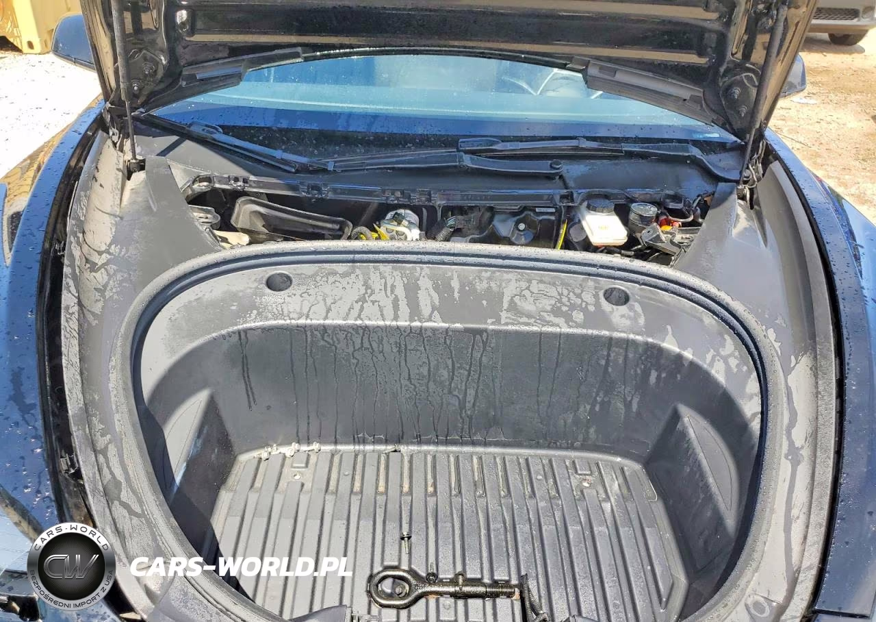 2023 Tesla Model 3 VIN:5YJ3E1EA5PF430303 - 11