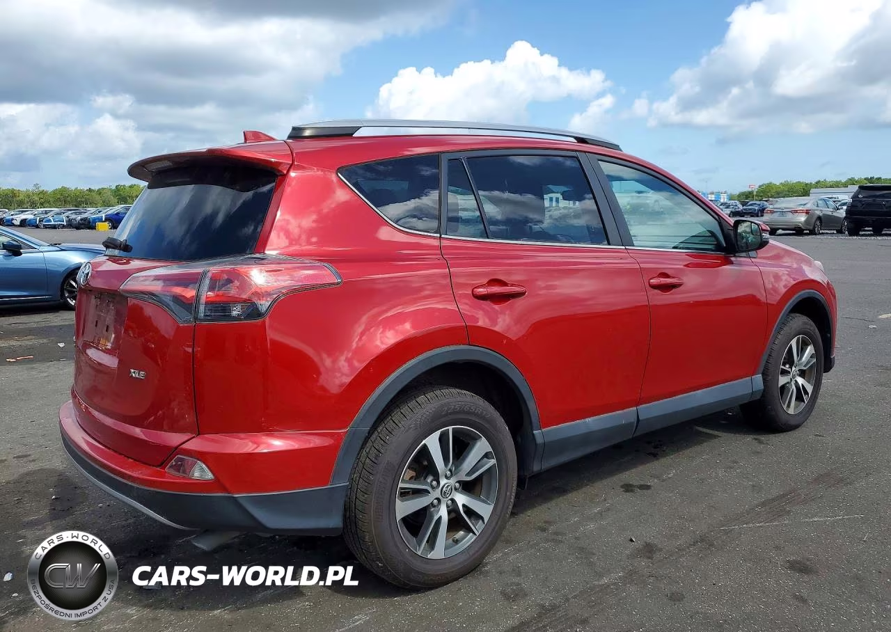 2017 Toyota Rav4 Xle VIN:2T3WFREV7HW373514 - 3