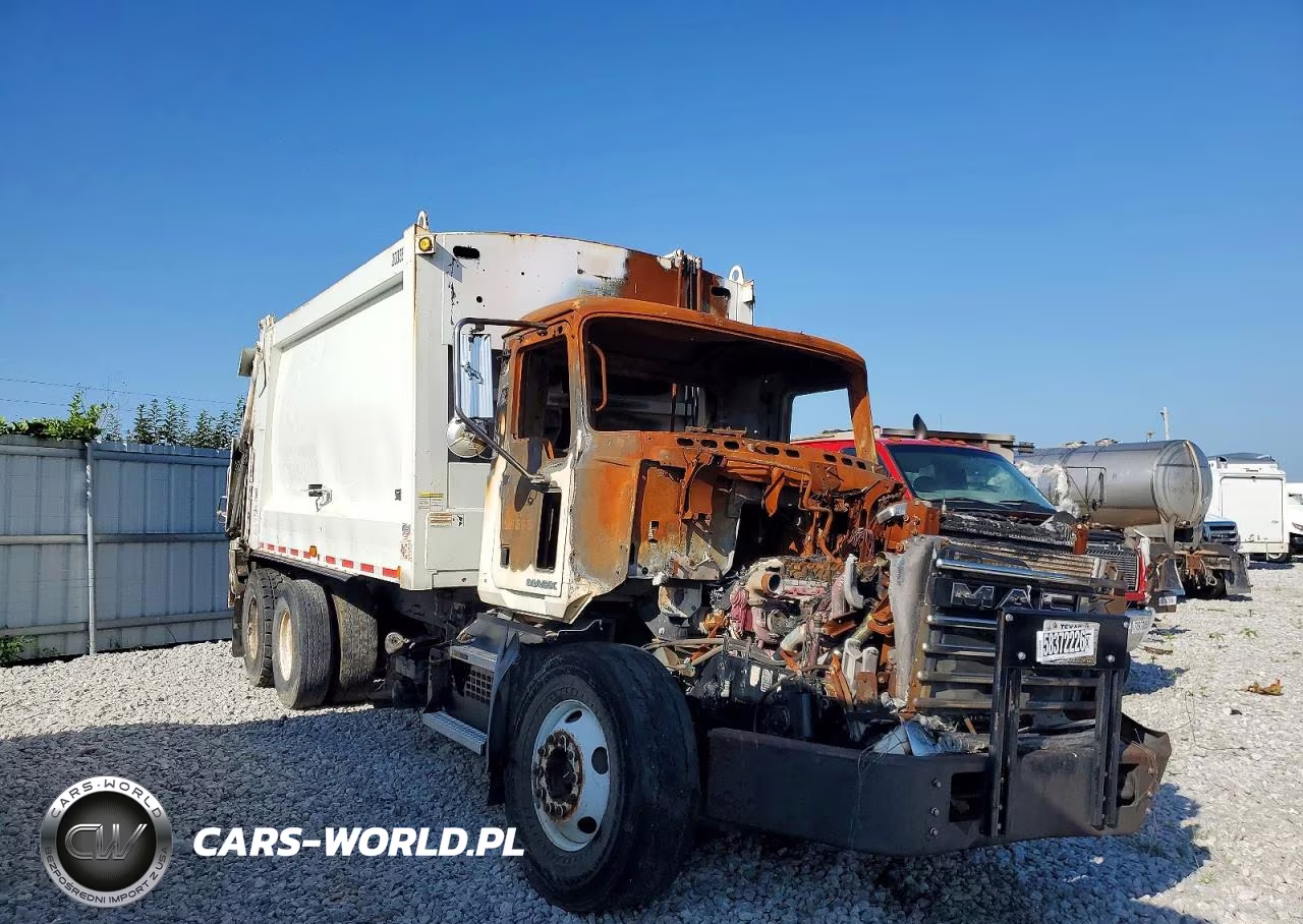 2018 Mack Gu800 Refuse Truck – zdjęcie 1 z 10